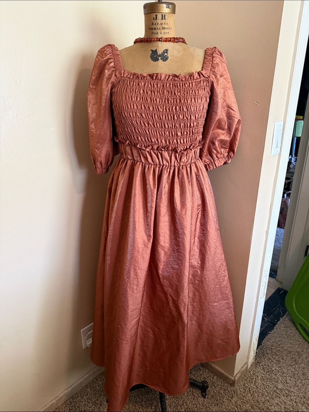 Moon River metallic copper smocked puff sleeve midi dress cottage core Size M